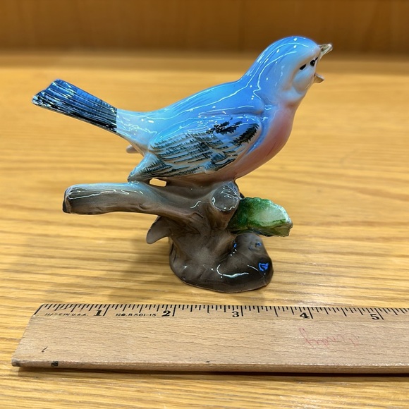 Blue bird statue with open mouth - Picture 5 of 7